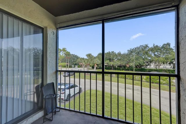 4225 S 57th Avenue E, Greenacres, FL 33463