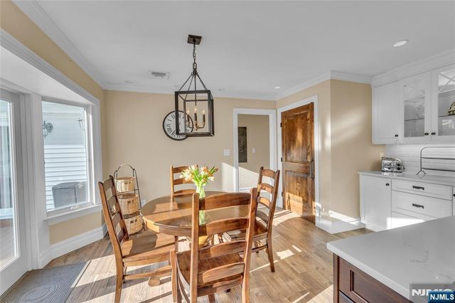 7 Jean Court, Old Tappan, NJ 07675