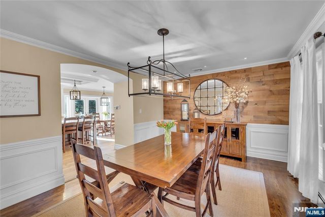 7 Jean Court, Old Tappan, NJ 07675
