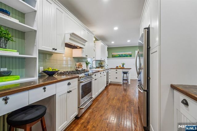 110 Sherman Place, Maplewood, NJ 07040