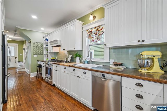 110 Sherman Place, Maplewood, NJ 07040