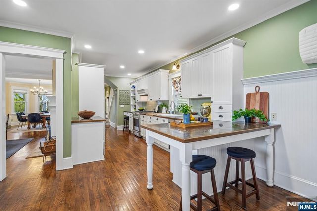 110 Sherman Place, Maplewood, NJ 07040