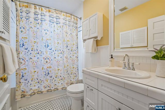 110 Sherman Place, Maplewood, NJ 07040