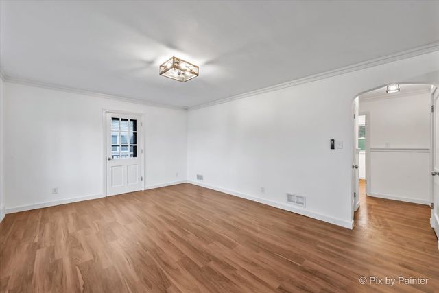 3019 W Lincoln Road, Mchenry, IL 60051