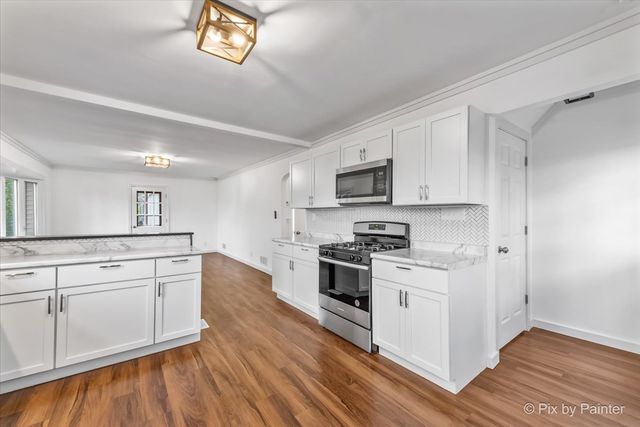 3019 W Lincoln Road, Mchenry, IL 60051