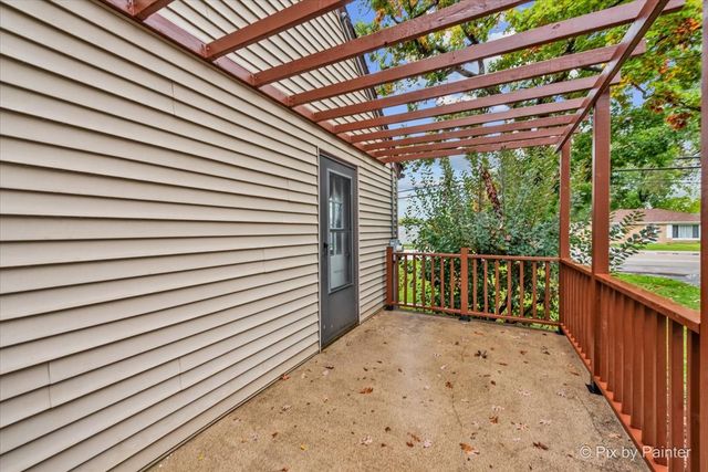 3019 W Lincoln Road, Mchenry, IL 60051