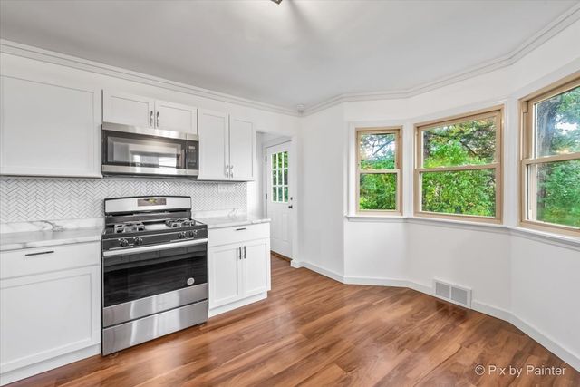 3019 W Lincoln Road, Mchenry, IL 60051