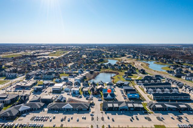 3220 Oak Ridge Loop E, West Fargo, ND 58078