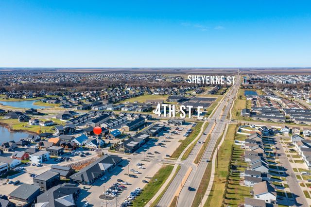 3220 Oak Ridge Loop E, West Fargo, ND 58078