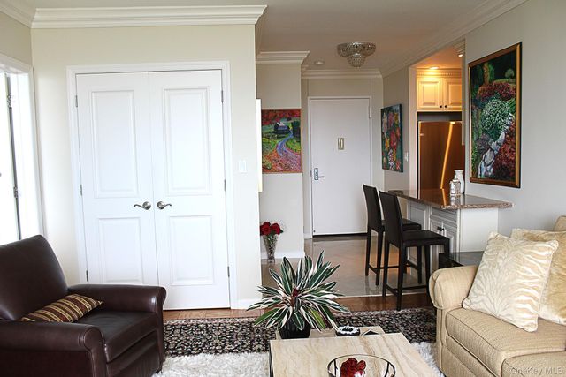 27010 Grand Central Parkway 28M, Floral Park, NY 11005