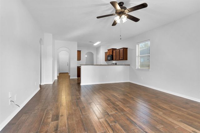 30831 W Lost Creek Boulevard, Magnolia, TX 77355