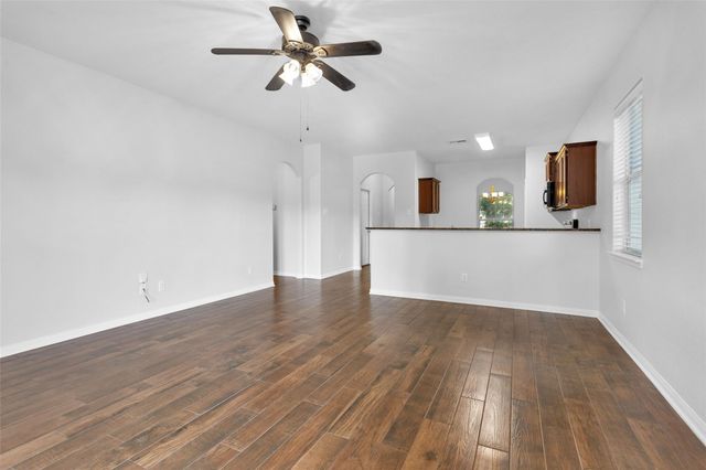 30831 W Lost Creek Boulevard, Magnolia, TX 77355