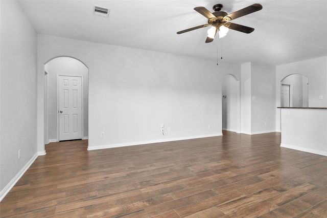 30831 W Lost Creek Boulevard, Magnolia, TX 77355