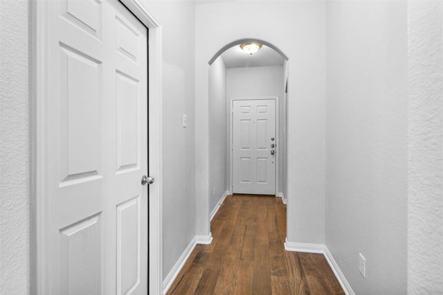 30831 W Lost Creek Boulevard, Magnolia, TX 77355