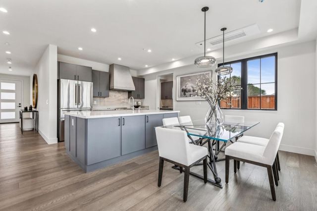 587 Creekside Court, Half Moon Bay, CA 94019