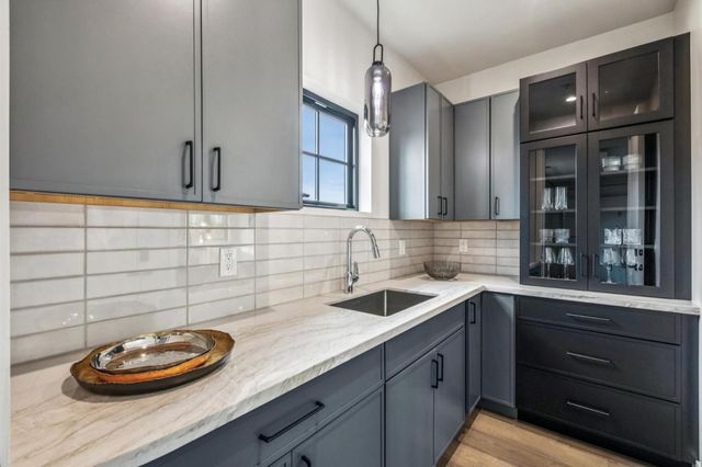 587 Creekside Court, Half Moon Bay, CA 94019