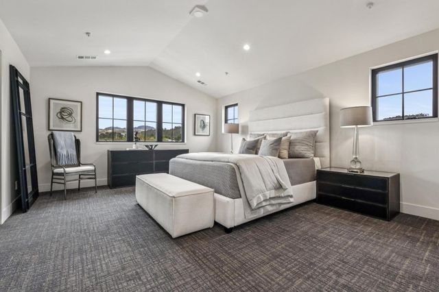 587 Creekside Court, Half Moon Bay, CA 94019