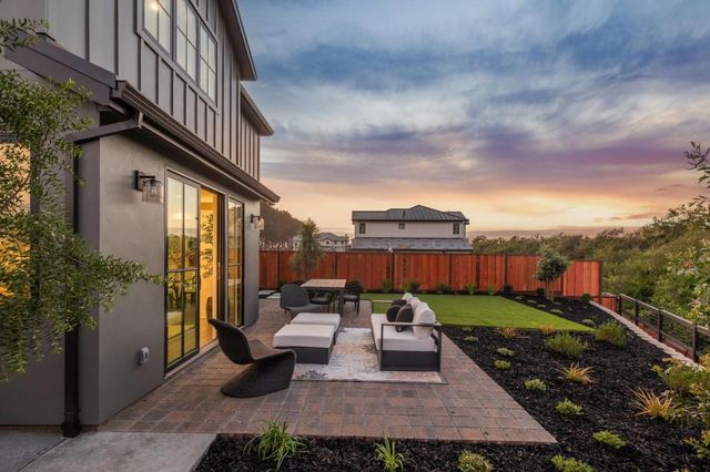 587 Creekside Court, Half Moon Bay, CA 94019