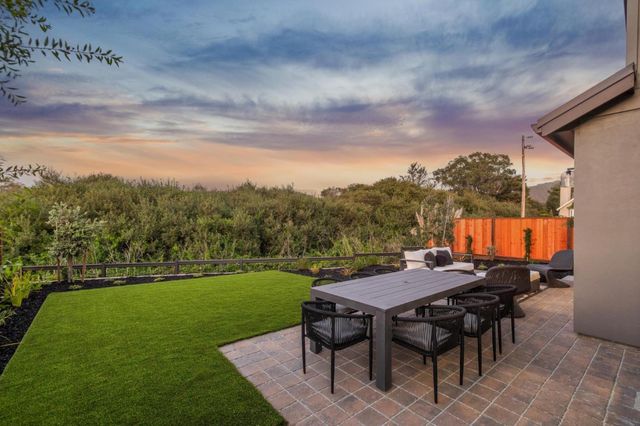 587 Creekside Court, Half Moon Bay, CA 94019