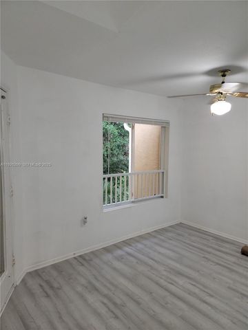 2420 NW 33rd St 1011, Oakland Park, FL 33309