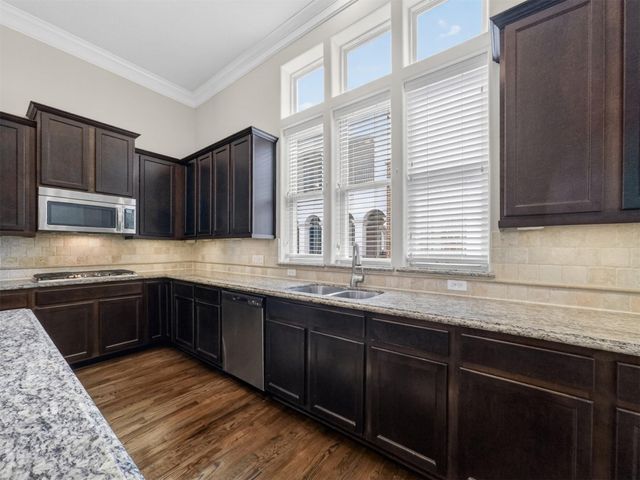 2810 Capitol Street, Houston, TX 77003