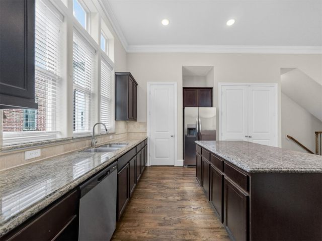 2810 Capitol Street, Houston, TX 77003