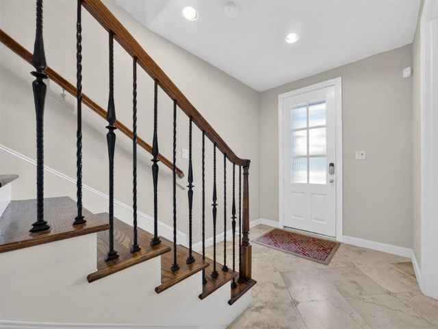 2810 Capitol Street, Houston, TX 77003
