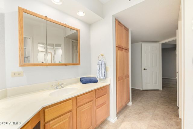 10521 E FLINTLOCK Drive, Sun Lakes, AZ 85248