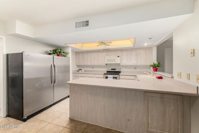 10521 E FLINTLOCK Drive, Sun Lakes, AZ 85248