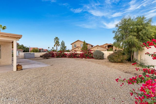 10521 E FLINTLOCK Drive, Sun Lakes, AZ 85248