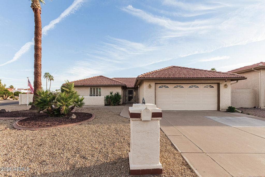 10521 E FLINTLOCK Drive, Sun Lakes, AZ 85248