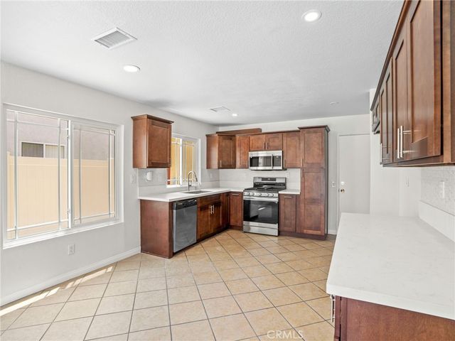 3707 Sonoma Oaks Avenue, Perris, CA 92571