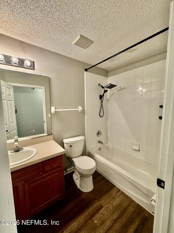 12295 SUMTER SQUARE Drive E, Jacksonville, FL 32218