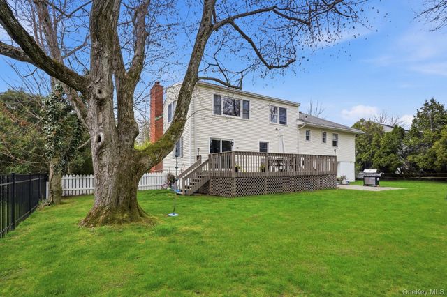 221 Mamaroneck Road, Scarsdale, NY 10583