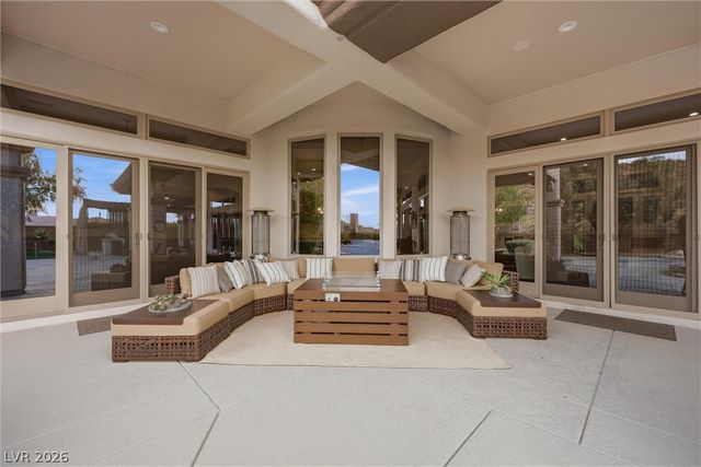 14 Starbrook Drive, Henderson, NV 89052