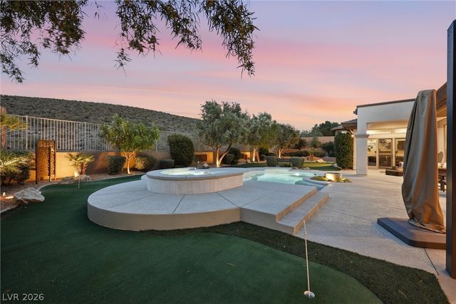 14 Starbrook Drive, Henderson, NV 89052