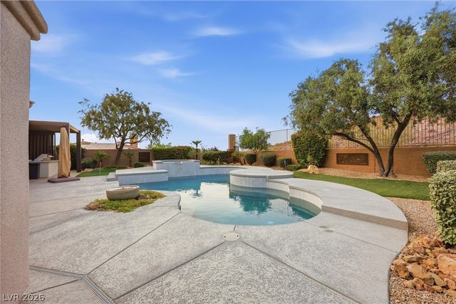 14 Starbrook Drive, Henderson, NV 89052