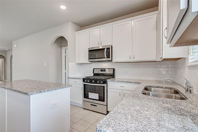 31322 Spotted Saddle Hollow Lane, Fulshear, TX 77441