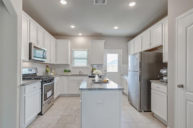 31322 Spotted Saddle Hollow Lane, Fulshear, TX 77441
