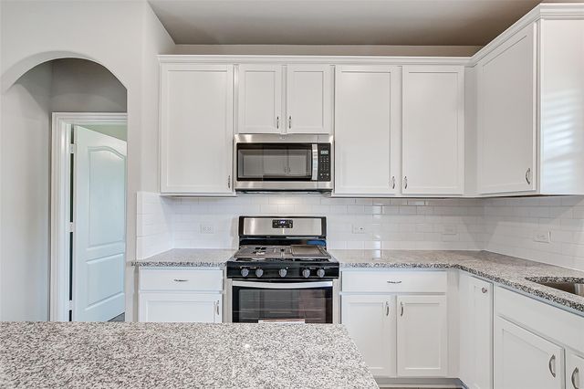 31322 Spotted Saddle Hollow Lane, Fulshear, TX 77441