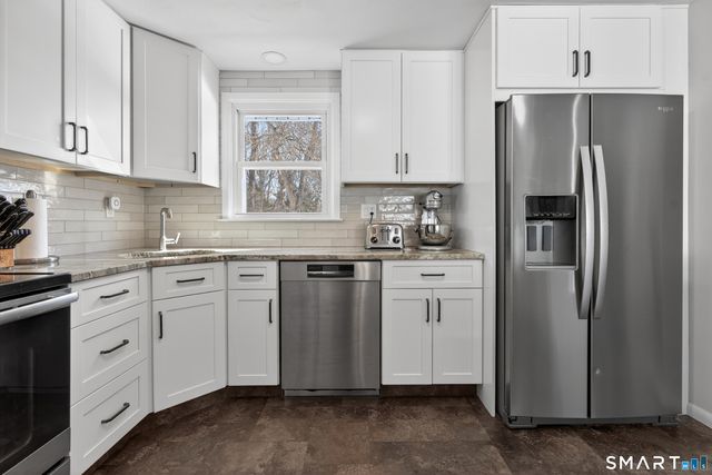 70 Bel Aire Drive, Groton, CT 06355