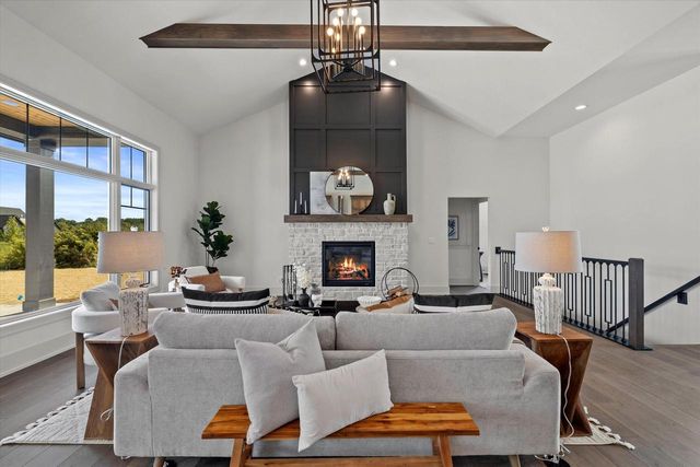 4077 Hawthorn Farm COURT, Nashotah, WI 53058