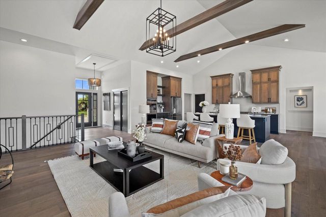 4077 Hawthorn Farm COURT, Nashotah, WI 53058