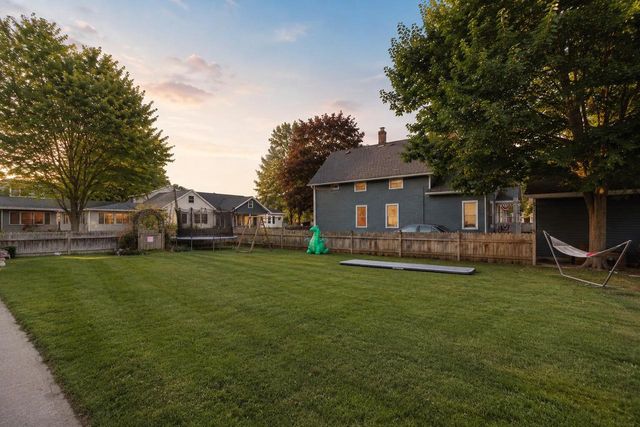 936 N 15th STREET, Manitowoc, WI 54220