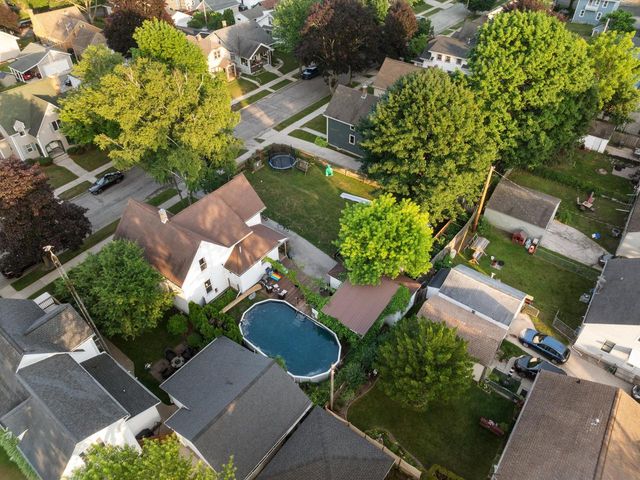 936 N 15th STREET, Manitowoc, WI 54220