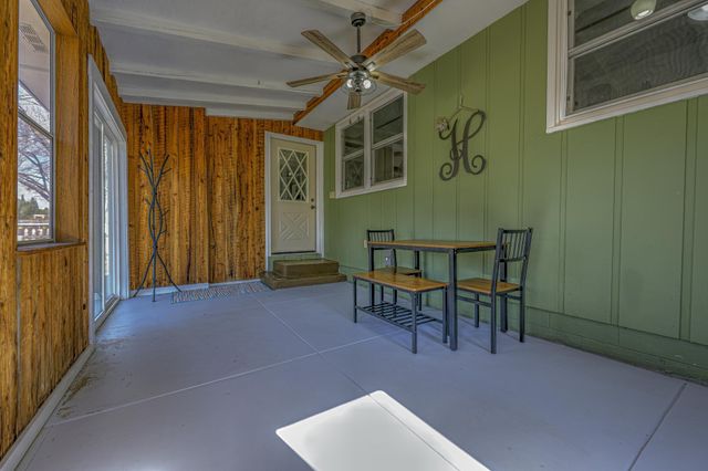 108 Mark Drive NE, Hutchinson, MN 55350