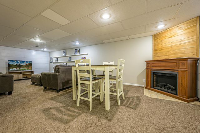 108 Mark Drive NE, Hutchinson, MN 55350