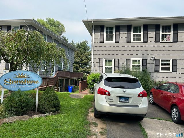 82 Sunrise Avenue 82, Fairfield, CT 06824