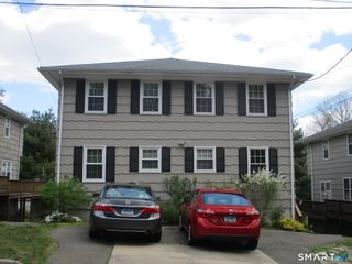 82 Sunrise Avenue 82, Fairfield, CT 06824