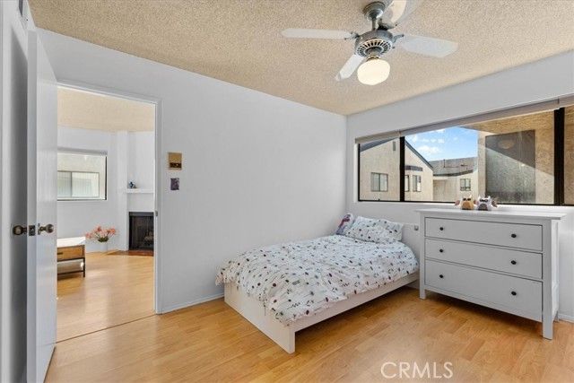 320 Mchenry Road 23, Glendale, CA 91206